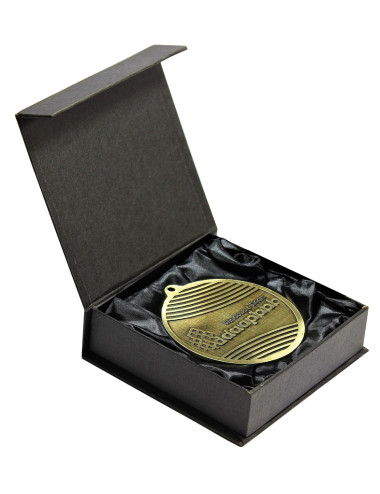 B130-BLACK  Etui na medal 50/60/70/80mm - wnętrze-atłas, kolor czarny, rozmiar 105x105x30 mm