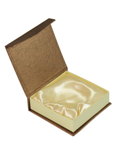 B140-GOLD BOX - (100 szt)  Etui na medal 50/60/70/80mm - wnętrze-atłas, kolor złoty/ecru, rozmiar 105x105x30 mm