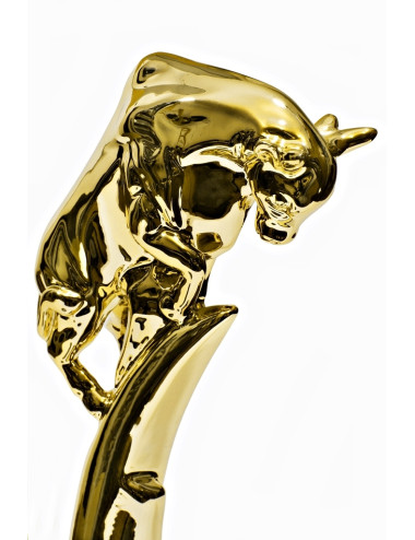 QRX003-G Statueta odlewana BYK / MODERN BULL w ozdobnym etui GIFTBOX GOLD / kryształowy postument, wysokość H-300mm, W-100mm / m