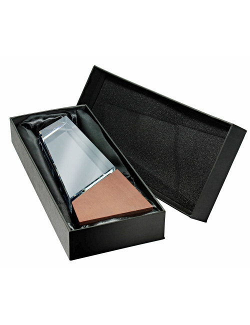 XME2011 Trofeum kryształowe SPIRE , wysokość H-255mm. W-90mm, grubość 35mm + etui typu GIFTBOX