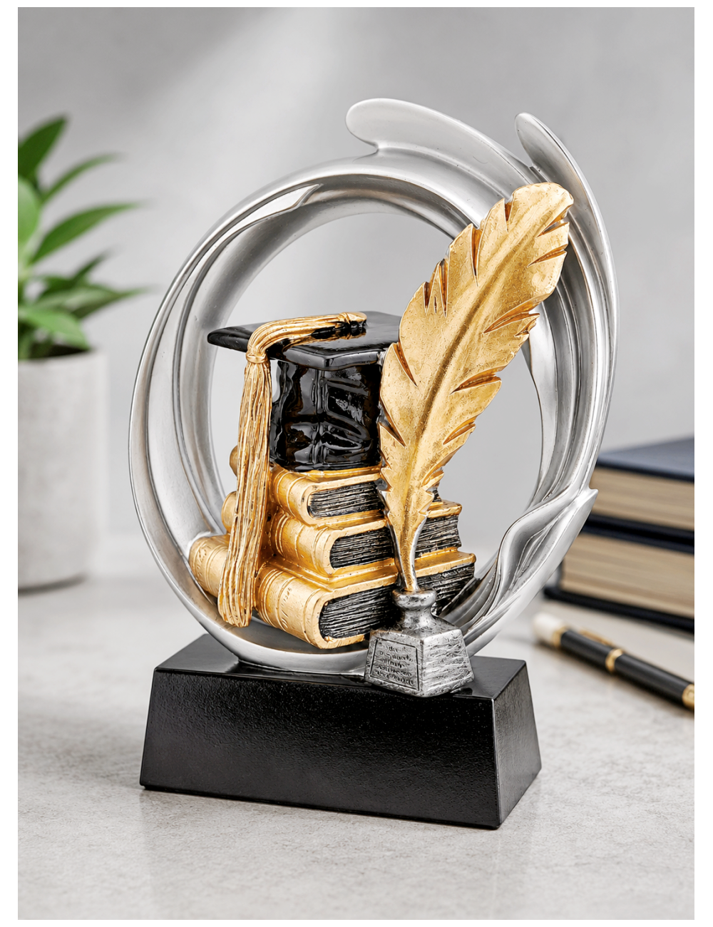 DRX018  Statuetka SZKOŁA, NAUKA, ABSOLWENT - seria WOW !, odlew 3D, wysokość H-170mm, W-120mm - SCHOOL - GRADUATE